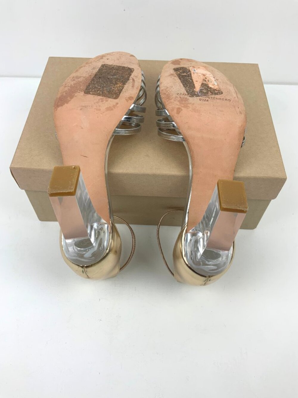 Diane von Furstenberg Ibiza Clear Heeled Strappy Metallic Silver Sandals Sz 9.5M - Picture 7 of 15